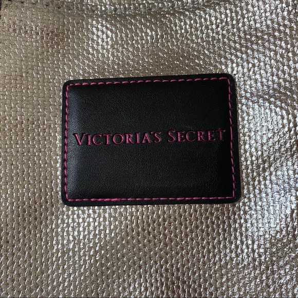 NEW Victoria’s Secret Metallic Weekender Bag - Picture 6 of 8